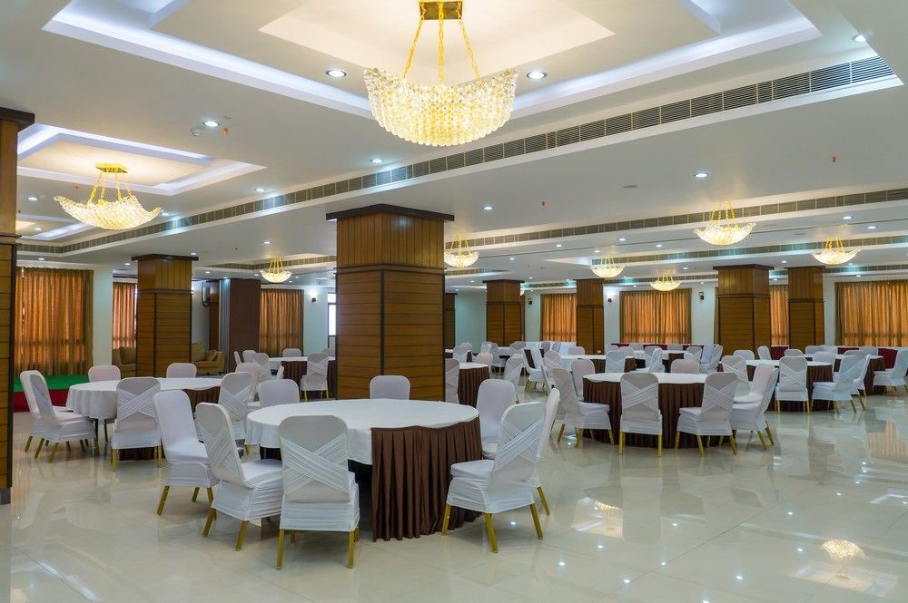 Hotel Saptagiri Hyderabad Exterior foto